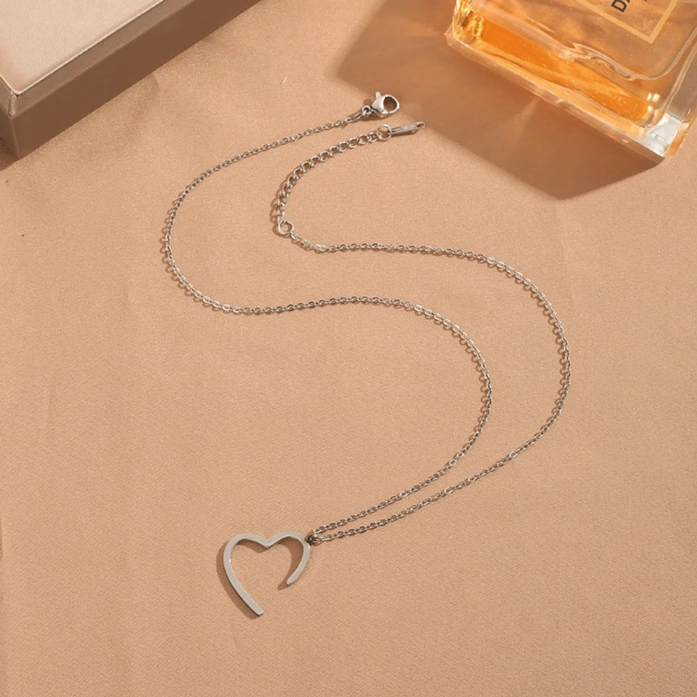 Love Heart Pendant Necklace – French Style Gold Stainless Steel Clavicle Chain