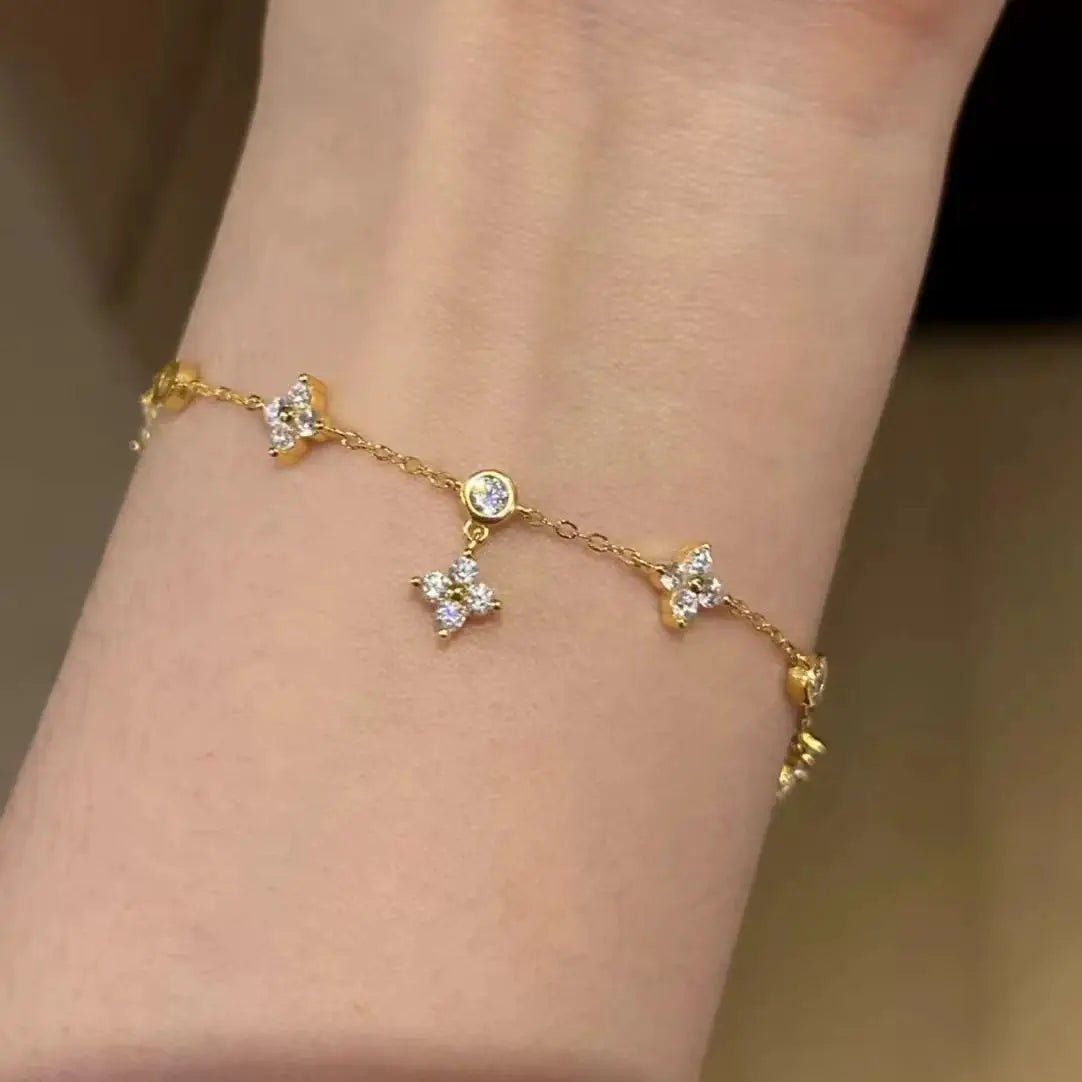 Halo Blossom Necklace
