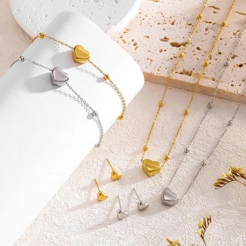 Heart Pendant Jewelry Set – Necklace, Bracelet & Earrings