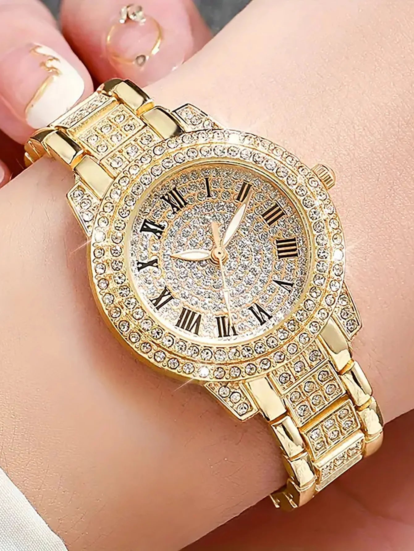 Roman Luxe Watch