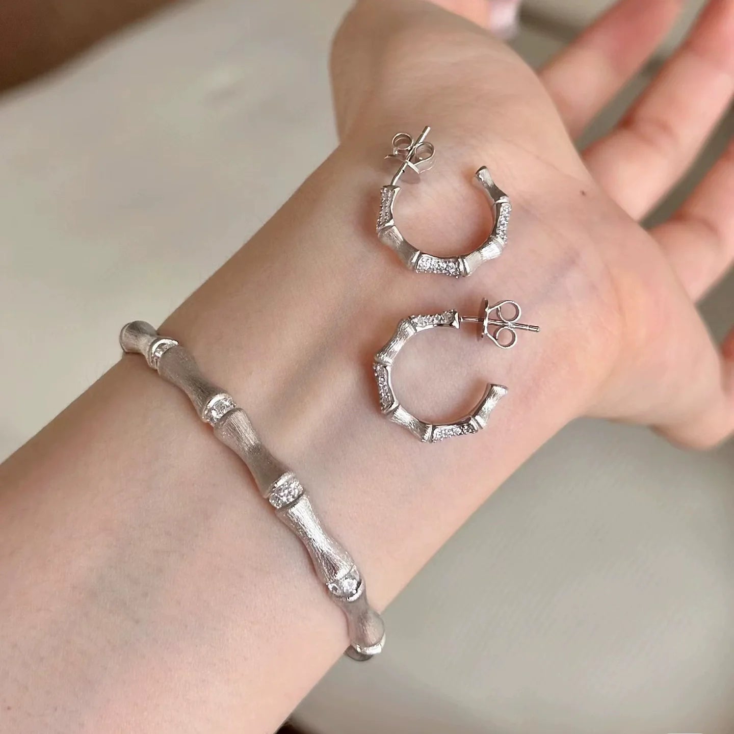 Bamboo Design Gold Jewelry Set – Rings, Earrings & Bangles