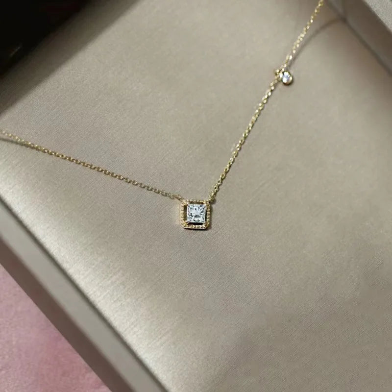 Emerald Crystal Chain Necklace – S925 Sterling Silver 14K Gold Plated Light Luxury
