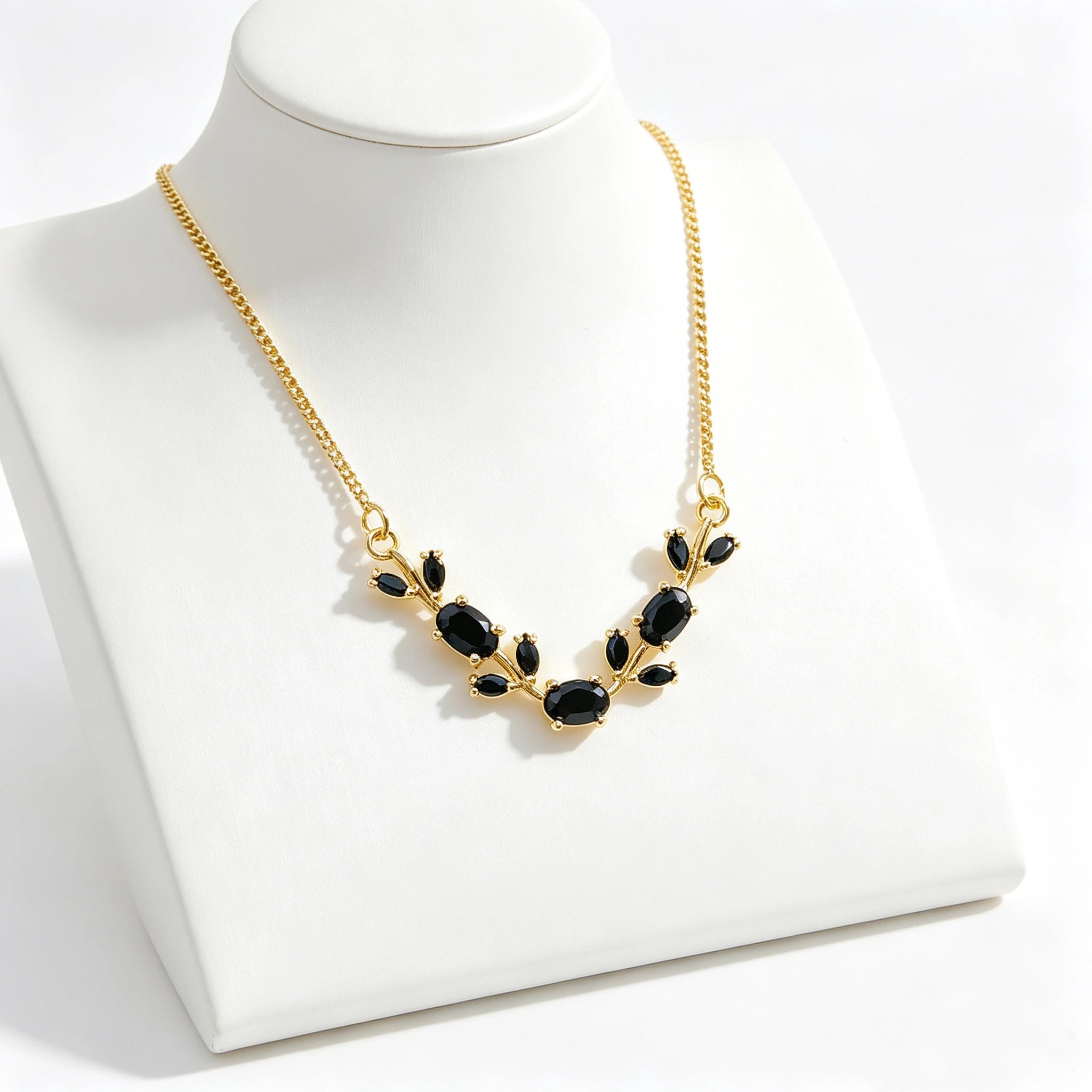 Crystal Leaf Vine Jewelry Set – Necklace & Bracelet