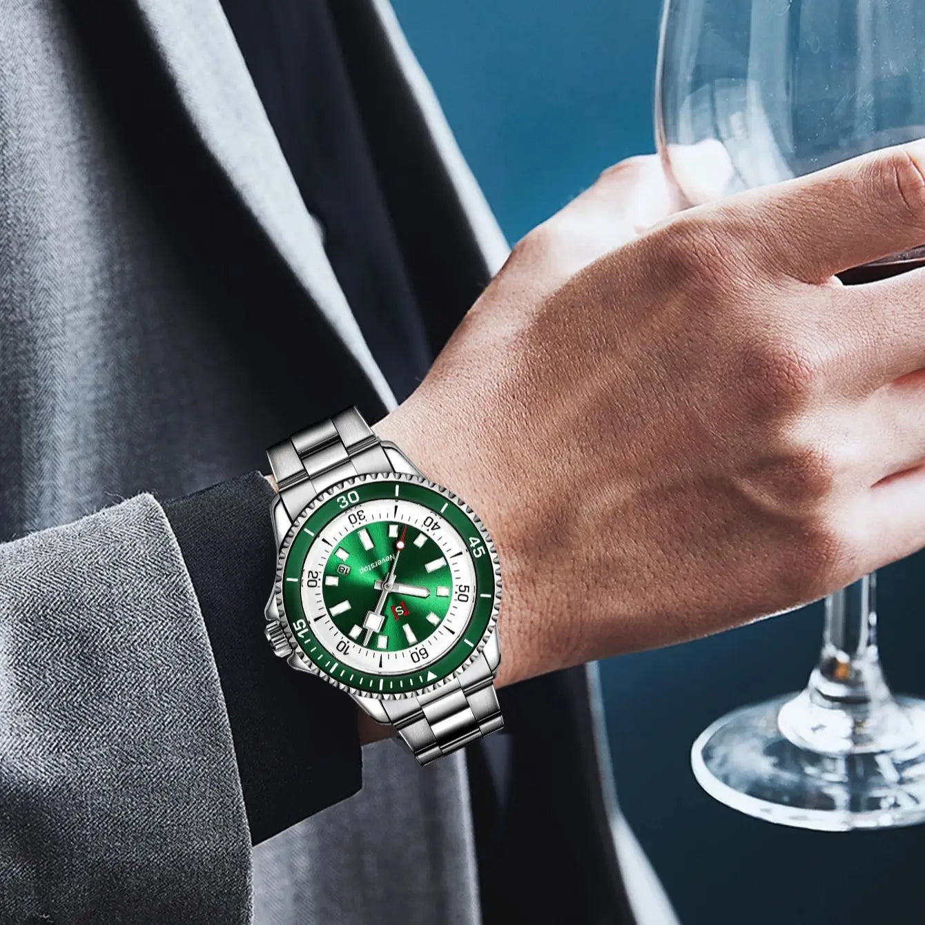 Shengke Clover Quartz Watch