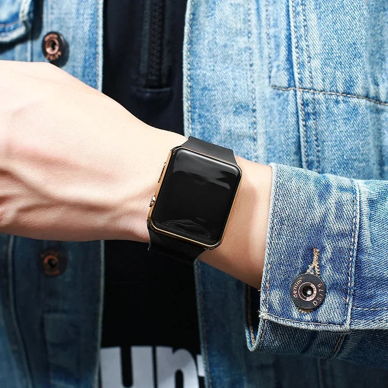 Nova Digital Watch