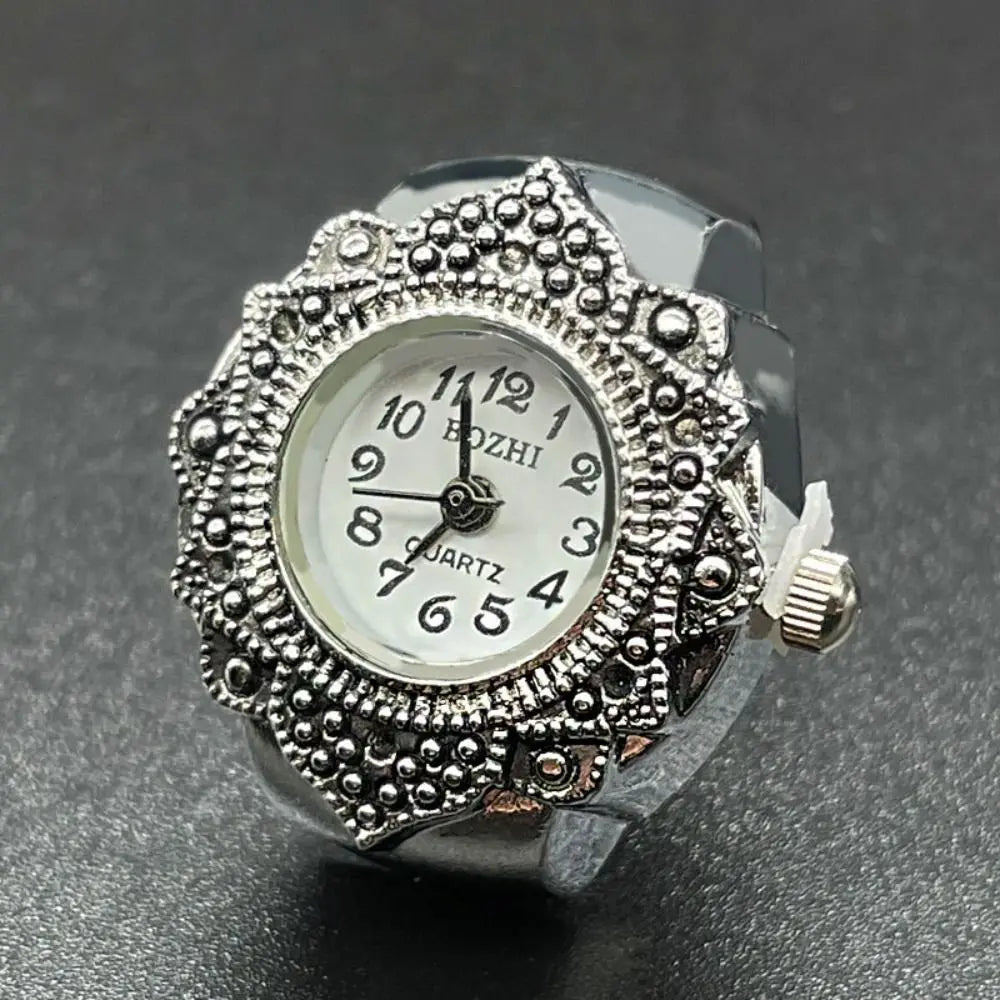 Luna Clock Ring