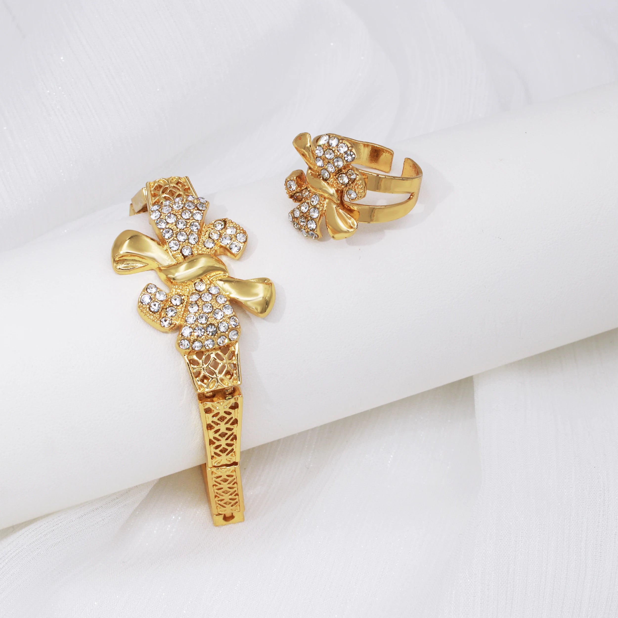 18K Gold Bowknot Jewelry Set – 4 Pieces for Women