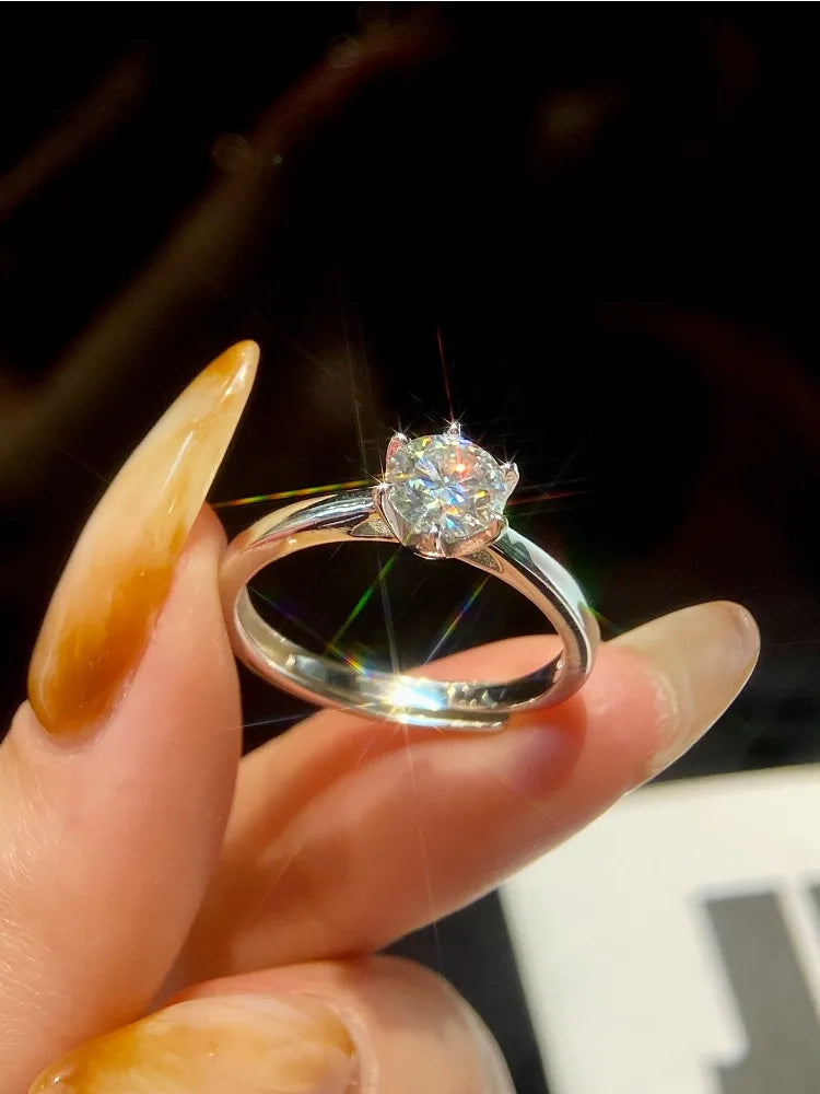 Round Moissanite Solitaire Ring – 925 Sterling Silver | D Color VVS1 | 0.5CT & 1CT