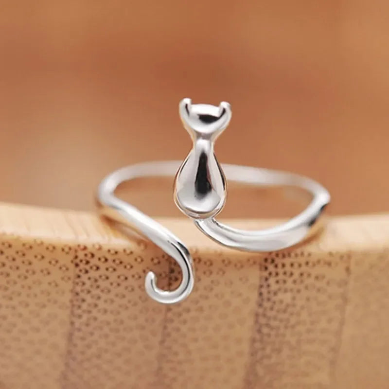 Sterling Silver Cat Ring – Luxury Designer Engagement Jewelry for Women