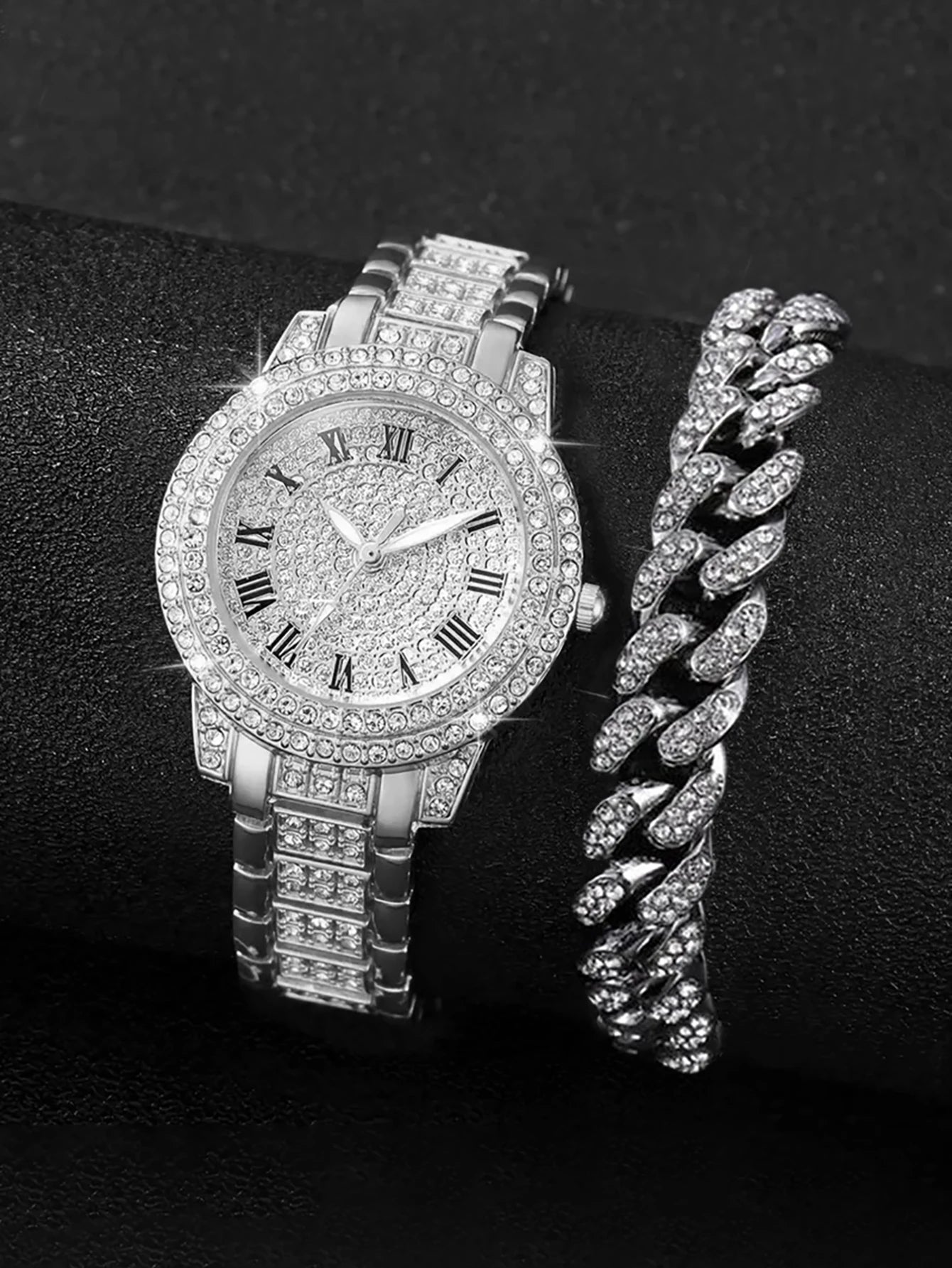 Roman Luxe Watch