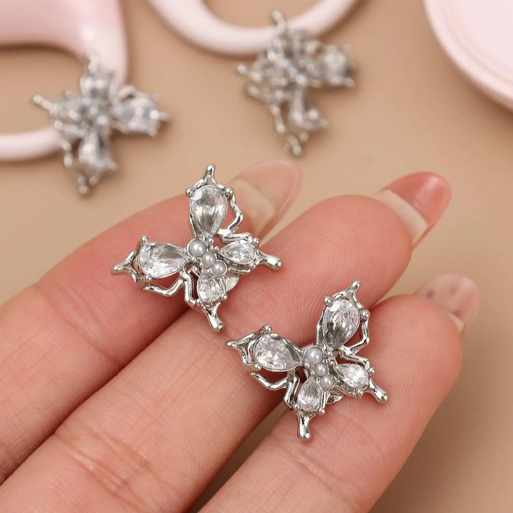 Rhinestone Butterfly Earphone Clips – Luxury Glitter DIY Accessory for Women